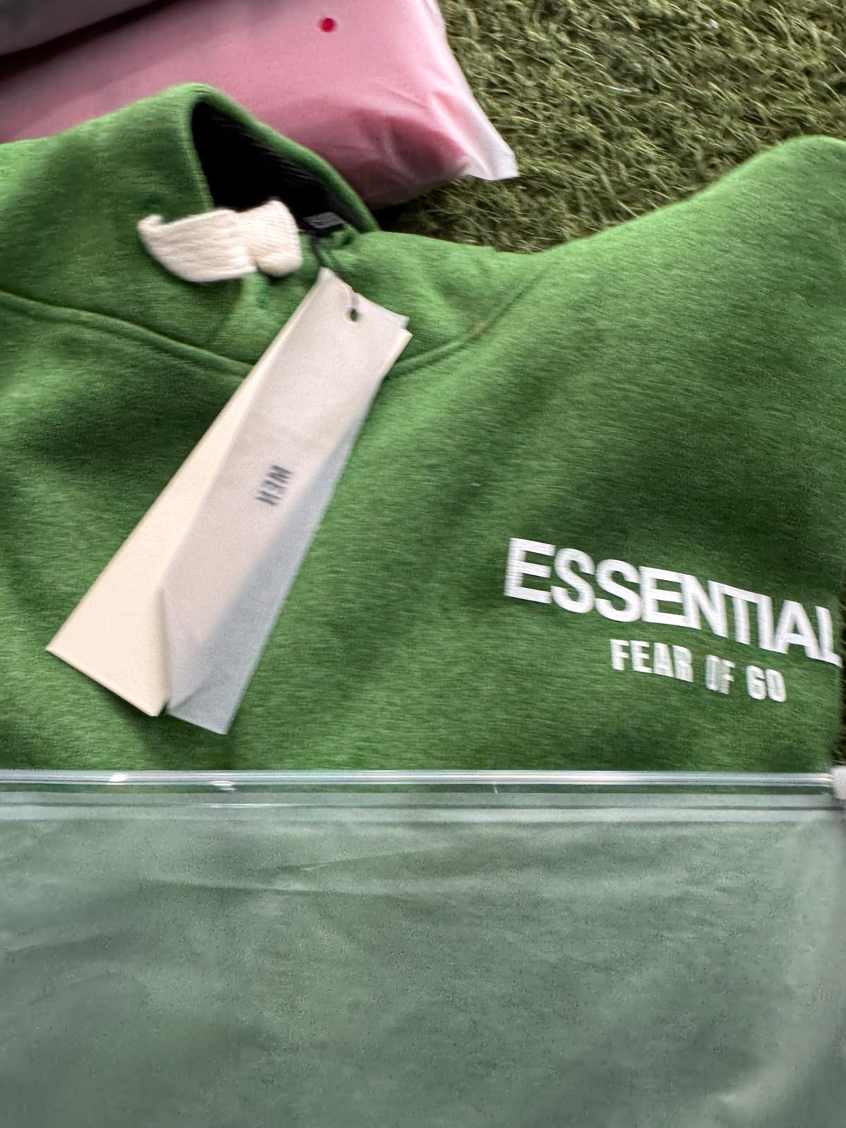 Hoodie Essentials G5 12 Piezas